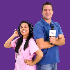 Románticos con Ritmo con Paco Bazán y Lesly Carol